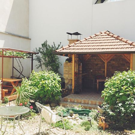 Guest house Nizama's Place SJJ Extérieur photo