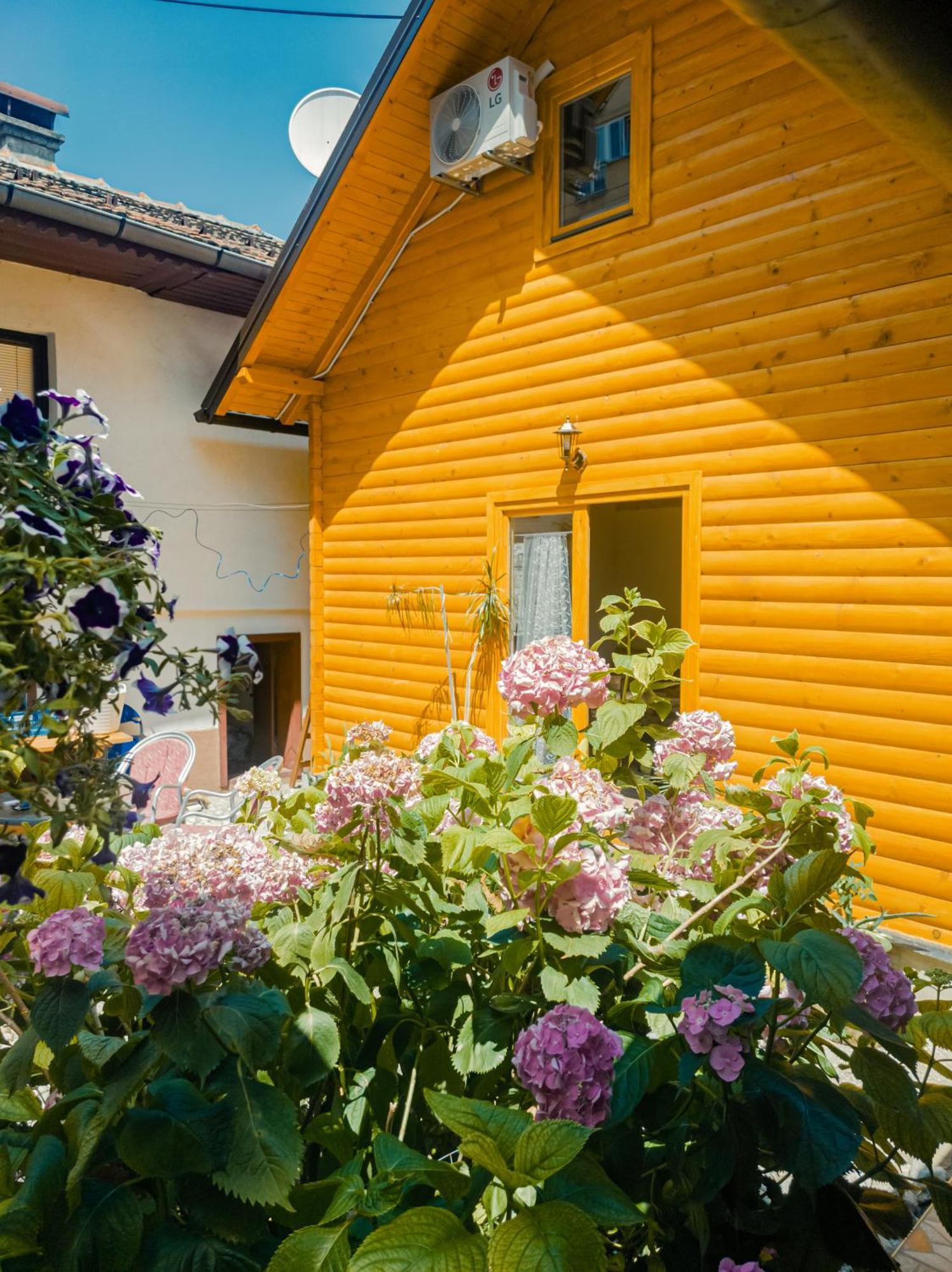 Guest house Nizama's Place SJJ Extérieur photo
